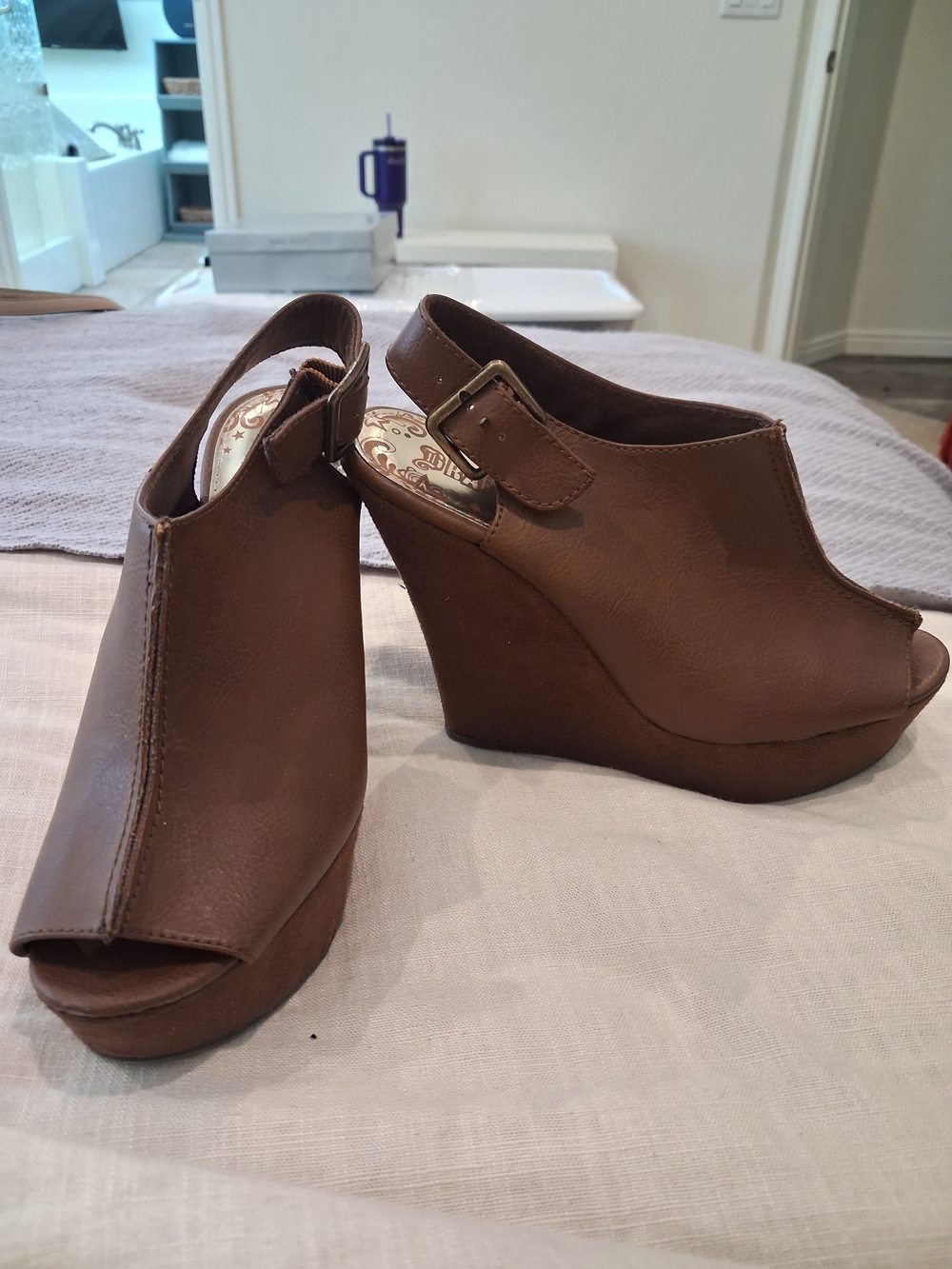 NWOT Brash Wedge Peep-Toe Slingback Heel - Brown Woman Size 8